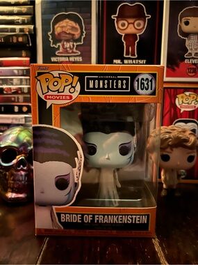 Funko Pop! Movies Universal Monsters 1631 Bride of Frankenstein - White & Black
